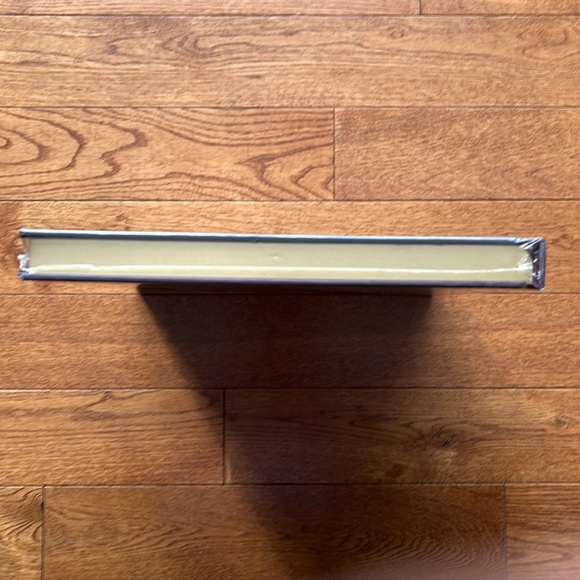 World of Warcraft Book - Picture 4 of 11